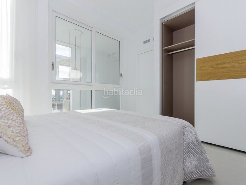 Foto fe11c3e6-899a-4909-8093-1eca18b5306d. Casa amb piscina a Montesinos (Los)