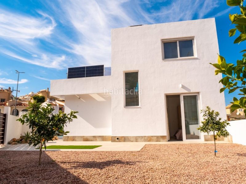 Foto 4834a90b-970d-4663-879f-8cbad8e6d3a6. Casa amb piscina a La Marquesa Rojales