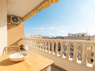 Apartament  Calle alta-mata. Apartamento totalmente reformado en la mata