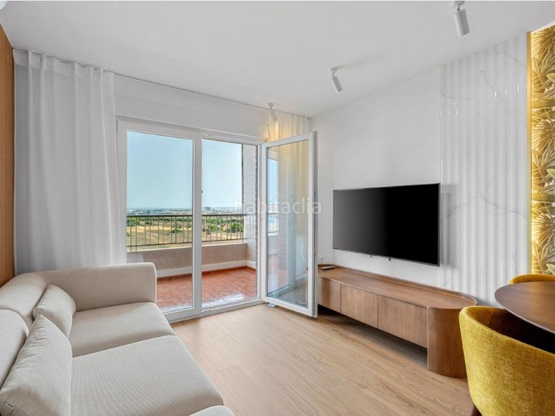 Foto 5081a918-1418-4959-82de-e67fc327658b. Apartament amb piscina a Punta Prima Torrevieja