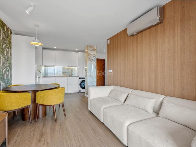 Foto b5aa418c-5249-4986-b029-0edd4e2f31cd. Apartament amb piscina a Punta Prima Torrevieja