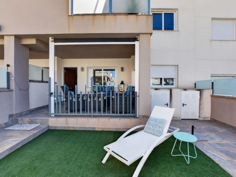 Foto 15945529-1d53-4204-9fbf-1914d690982a. Apartament amb aparcament piscina a Parque Acuático - Sector 25 Torrevieja