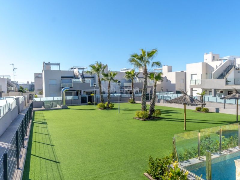 Foto f3eeb0ba-8448-4c66-82d1-13fe61567c74. Apartament amb aparcament piscina a Parque Acuático - Sector 25 Torrevieja