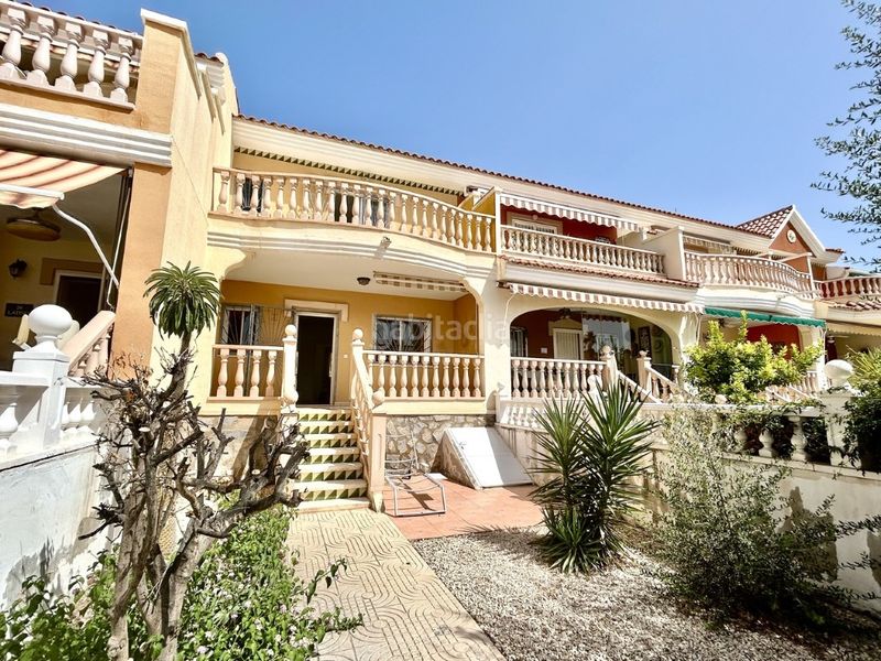 Foto 5bddf572-9f35-4ff7-a1d5-022e799212b7. Casa amb piscina a Centro de la Ciudad Quesada Rojales