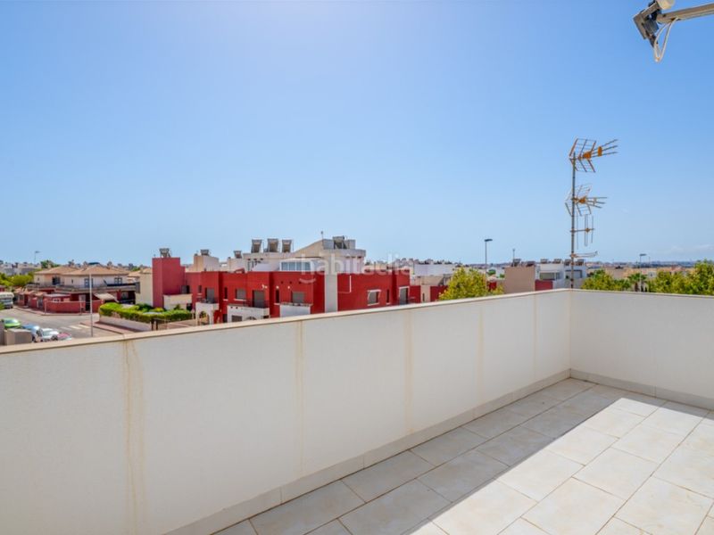 Foto b7ba68ec-a4d4-4d46-83bf-4a8ba2a6f38f. Casa amb aparcament piscina a Parque Acuático - Sector 25 Torrevieja