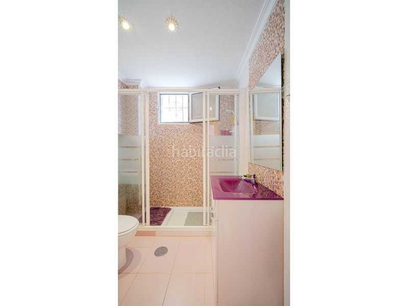 Foto 8a70e8de-16b8-465c-81b1-8da898898fdb. Casa amb piscina a Aguas Nuevas Torrevieja