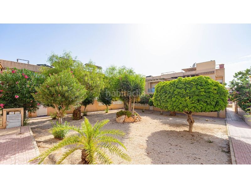 Foto a9d8eca6-5706-4836-8d94-7b5a585ad8b6. Casa amb piscina a Aguas Nuevas Torrevieja