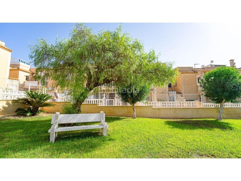 Foto c24bc479-259a-4dd7-b22f-71057e3f0de8. Casa amb piscina a Aguas Nuevas Torrevieja