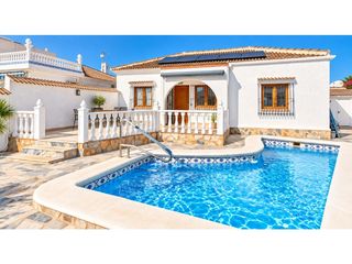 Haus  Calle ravel 109. Encantadora y mejorada casa independiente con piscina privada en