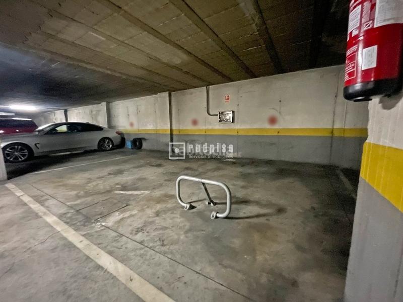 Foto 4659788b-6865-4cbb-89e5-db770408c252. Miete dachwohnung mit heizung parking pool in Castilla Madrid