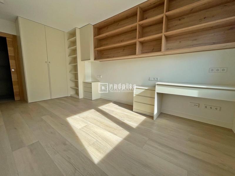 Foto c442ce2b-9681-4f67-b6b8-f36772f73747. Miete dachwohnung mit heizung parking pool in Castilla Madrid