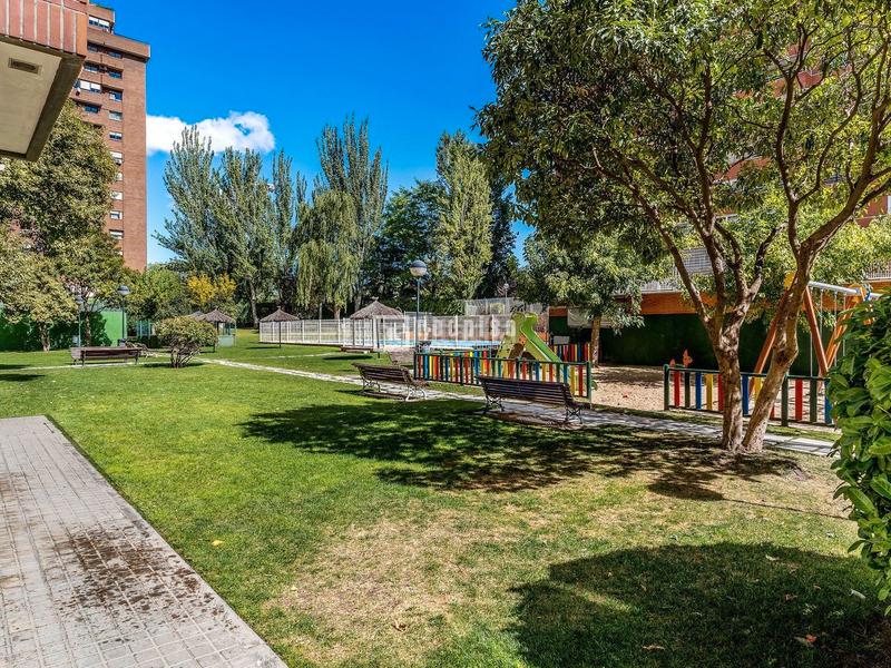 Foto fd2e0120-7335-45b8-8b9d-2ca168d05d13. Miete dachwohnung mit heizung parking pool in Castilla Madrid