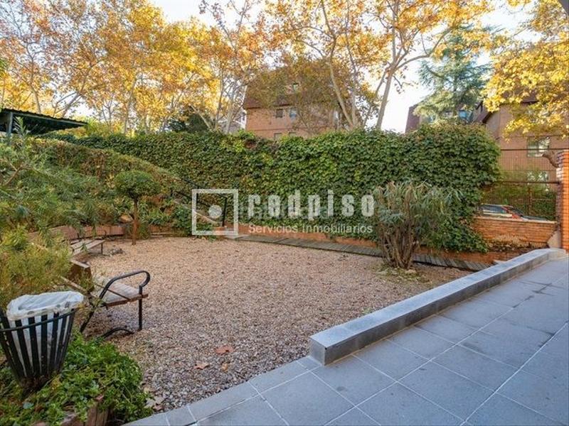 Foto 8db8781d-3587-453f-808d-ceb1ddadf02f. Pis amb calefacció aparcament a Costillares Madrid