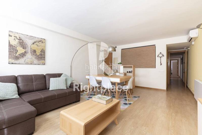Foto 128daaef-a11d-47dd-a6e5-596f8a1c8685. Lloguer apartament amb calefacció a Sant Ramon - Maternitat Barcelona