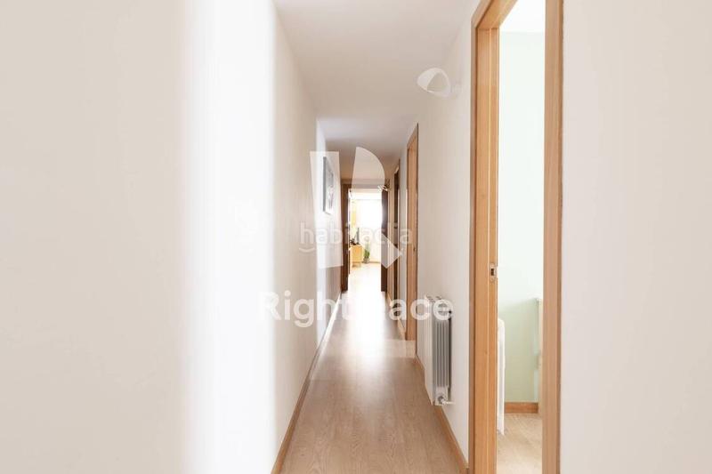 Foto 4da7bd4e-0374-4ff7-97f7-c52525ee73a6. Miete appartement mit heizung in Sant Ramon - Maternitat Barcelona