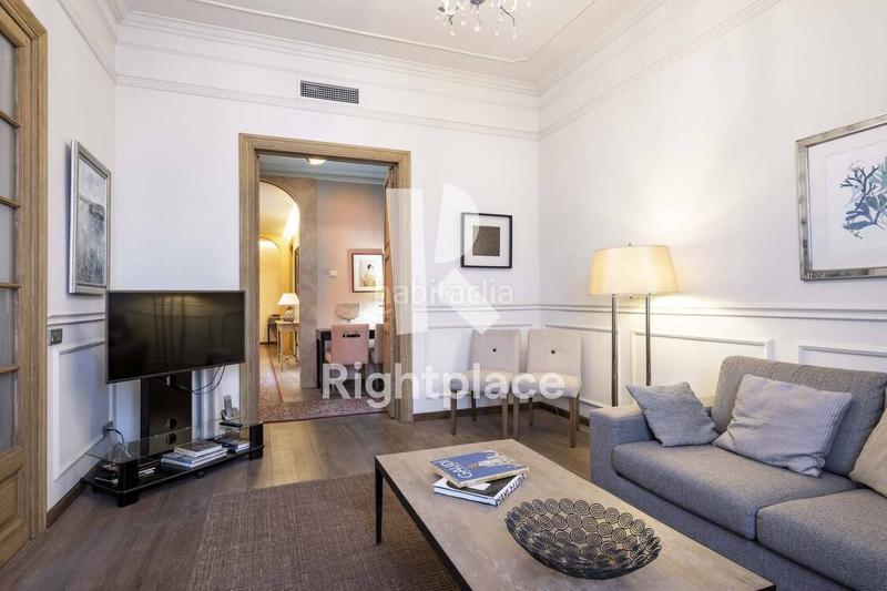 Foto f7e73be5-bf5a-4abb-8a54-37bb9681b631. Location appartement avec chauffage dans Gòtic Barcelona