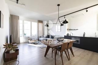 Lloguer Apartament a Dreta de lEixample. Apartamento totalmente reformado, ubicado en una finca regia con