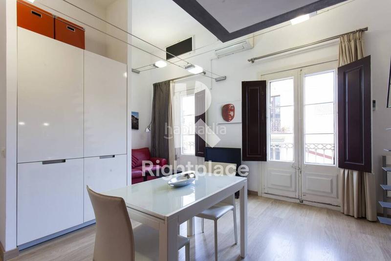 Foto be9673b6-6870-4241-80cd-01a137cdd476. Alquiler estudio les arts studio a es un estudio encantador, idealmente ubicado en el centro , al lado de las ramblas, y el mítico merc en Barcelona