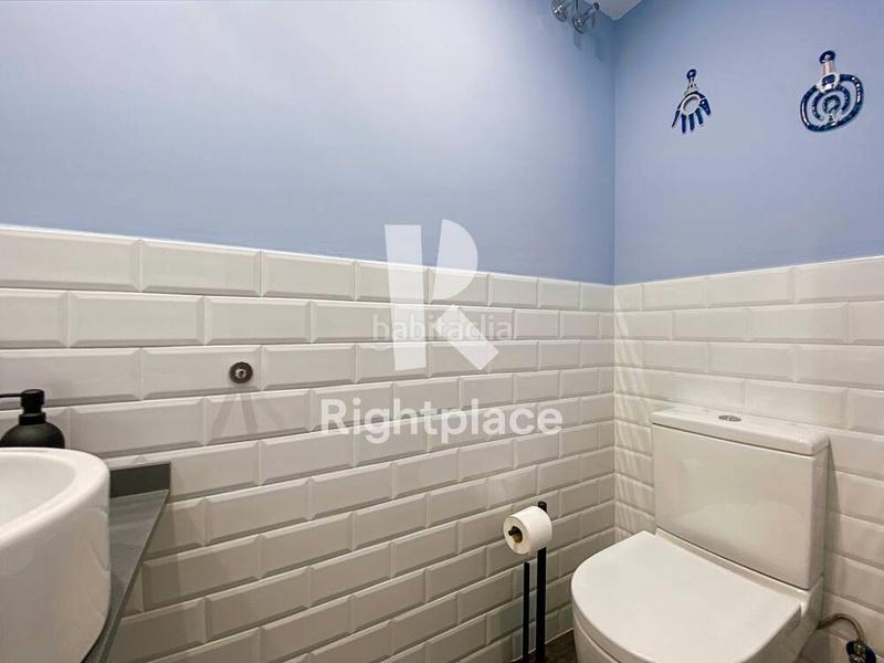 Foto 8be999f9-3b5e-4e18-a1b4-c271929d80e7. Location appartement avec chauffage dans Sant Antoni Barcelona