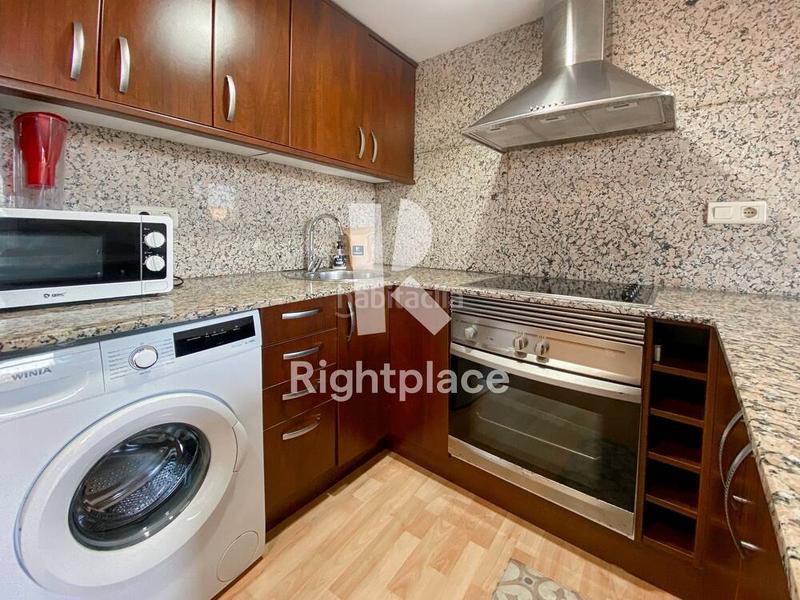 Foto 61e8ddf6-77a7-45d9-949f-d86fa5679fa4. Miete dachwohnung mit heizung in Raval Barcelona