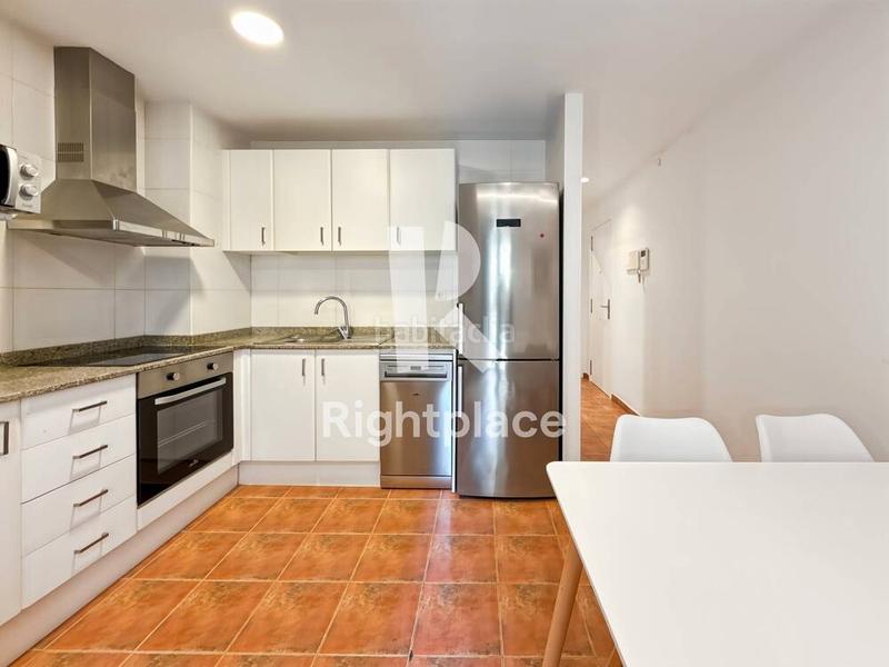 Foto 3bae694d-a5be-4d54-b45d-ed45e95d23a9. Location appartement avec chauffage dans Sants Barcelona