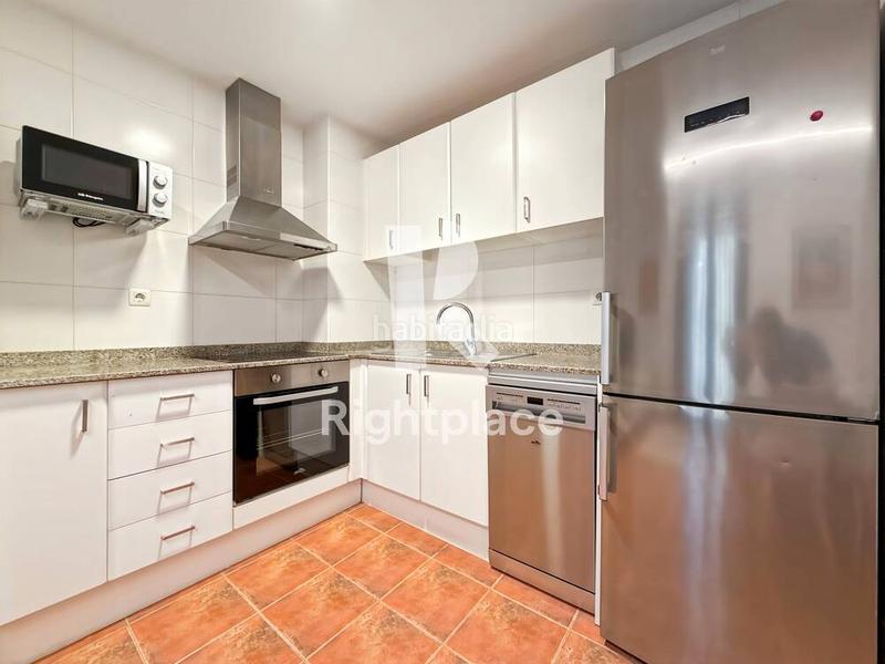 Foto 8baceb7a-e360-4c2e-ae85-4fc338ee738d. Rent flat with heating in Sants Barcelona