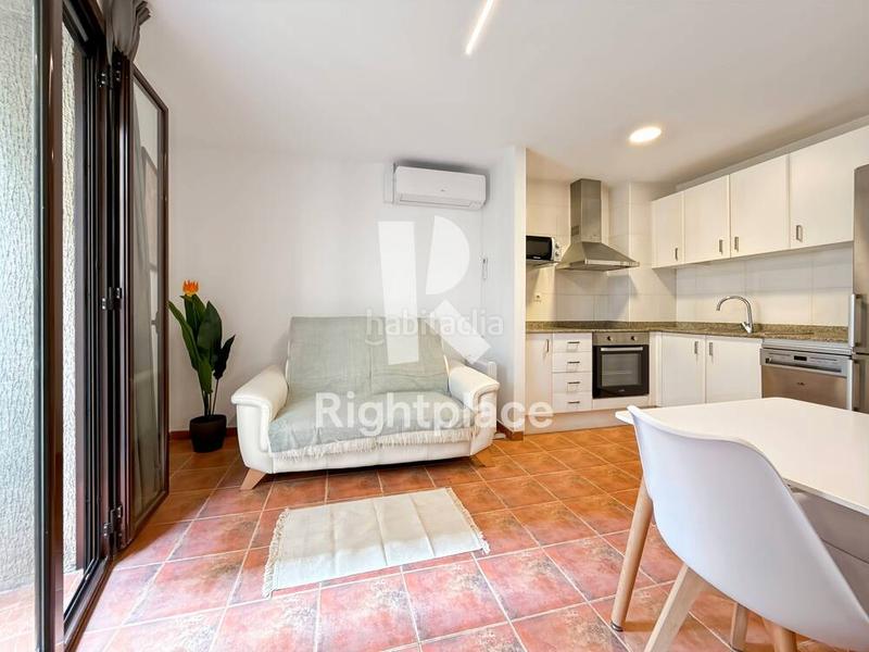 Foto d0c142f8-47e8-4ff8-887c-d090c3579d61. Rent flat with heating in Sants Barcelona