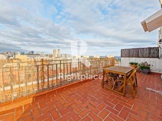 Location Attique à Poblenou