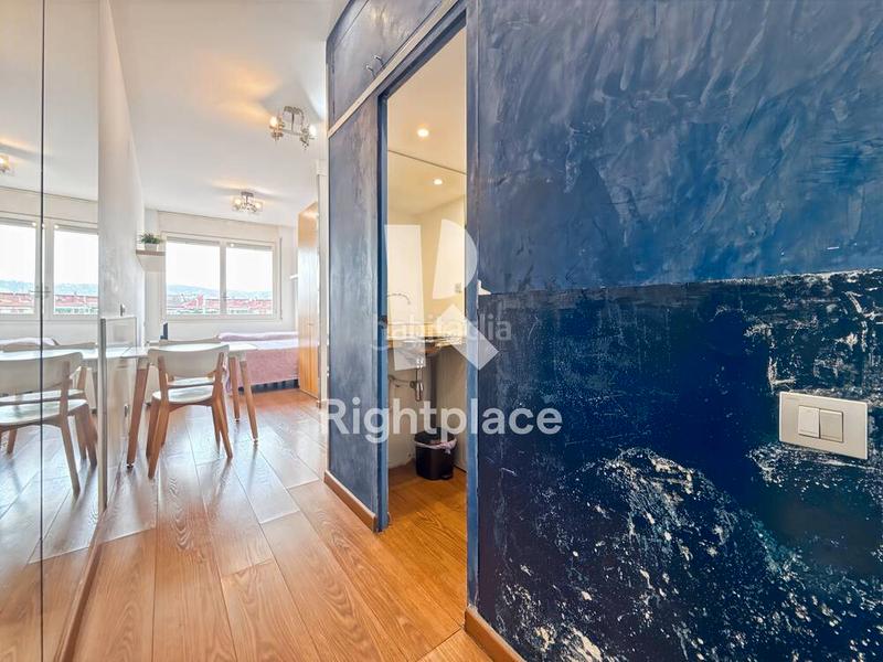 Foto 64e28cf7-6c6b-4cc1-a6e7-8565f1ea3549. Monolocale con riscaldamento in Hostafrancs Barcelona