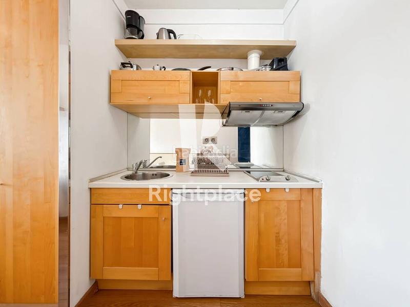 Foto f8ffa658-1ea7-444a-8731-3534d42c8e0c. Monolocale con riscaldamento in Hostafrancs Barcelona