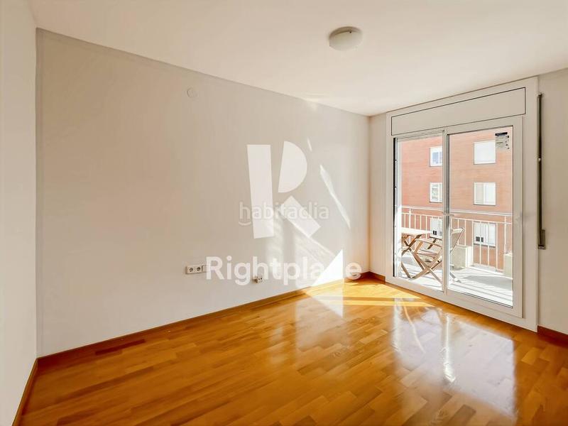 Foto a1fc13d9-2ec9-40d3-af46-c5d706b1db5d. Lloguer apartament amb calefacció a Sant Ramon - Maternitat Barcelona