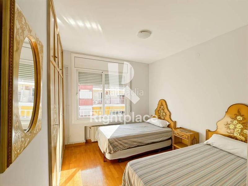 Foto c11e21ce-6412-49e3-beda-5d7c1057558d. Miete appartement mit heizung in Sant Ramon - Maternitat Barcelona