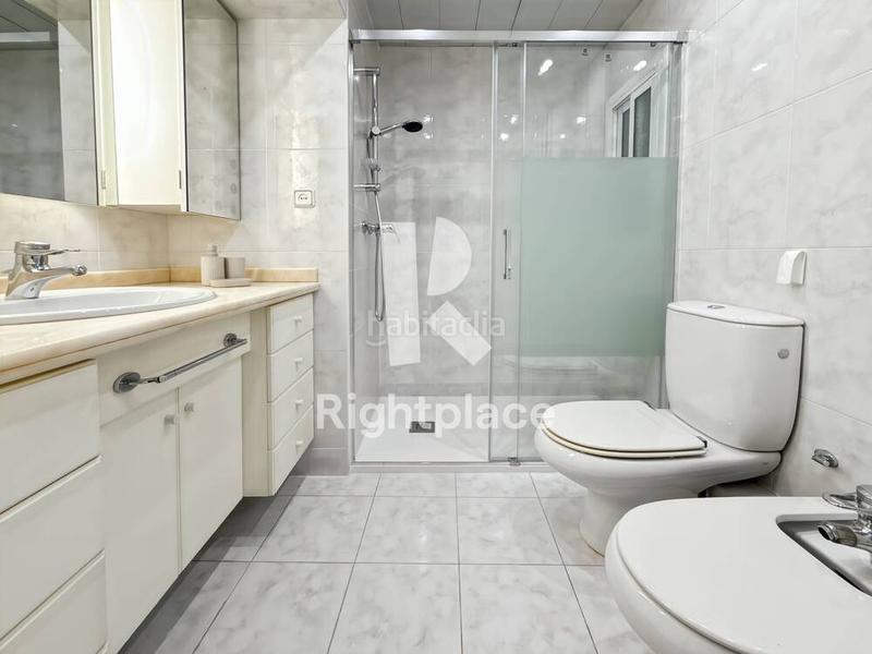 Foto 7b2550cf-2d26-4695-a337-170f39cda24f. Rent apartment with heating in La Nova Esquerra de l´Eixample Barcelona