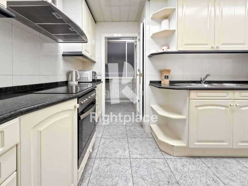 Foto 3a8439ba-19e7-4a73-9937-e918432d9705. Miete appartement mit heizung in La Nova Esquerra de l´Eixample Barcelona
