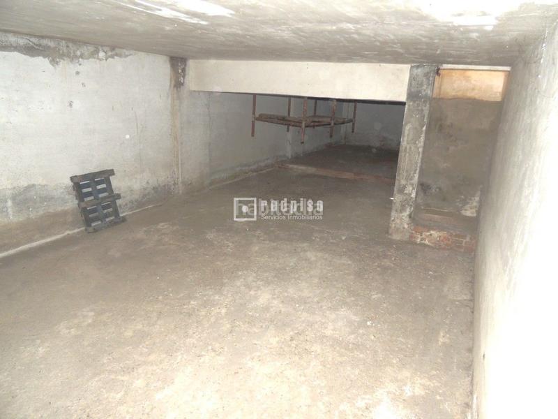 Foto ced81623-4f3b-4033-8c18-8cfc615d32ab. Business premise in ceuta 28 in Valdeacederas Madrid