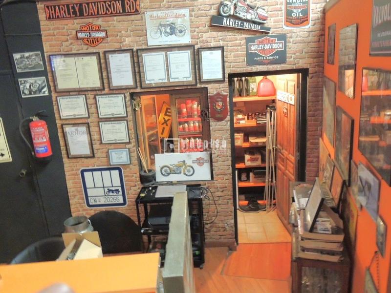 Foto 343ff4a2-3636-40a5-b450-1675c30abe3e. Local comercial a Valdeacederas Madrid