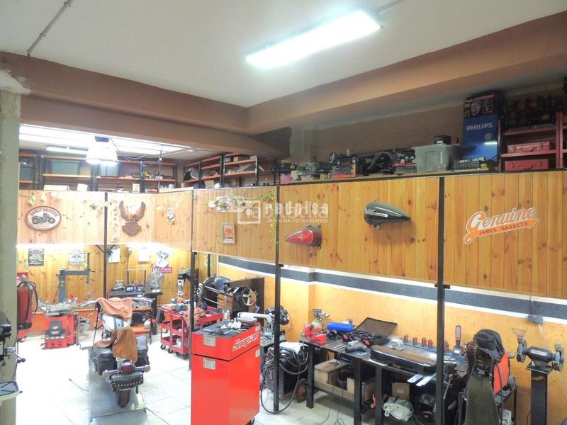 Foto 60e9a28d-ffed-4e5e-9583-31bf7647e1e5. Local comercial a Valdeacederas Madrid