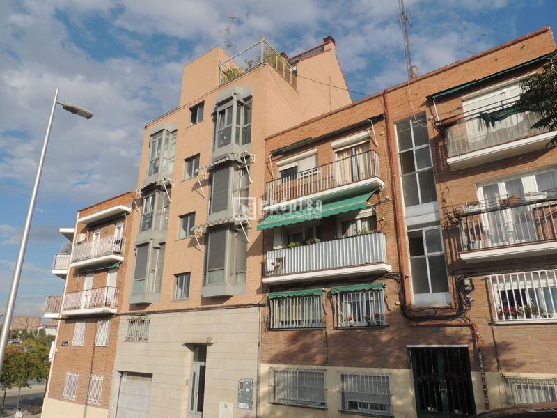 Foto 20666412-c92f-4c04-b0aa-c1ece93ea86d. Pis amb calefacció a Valdeacederas Madrid