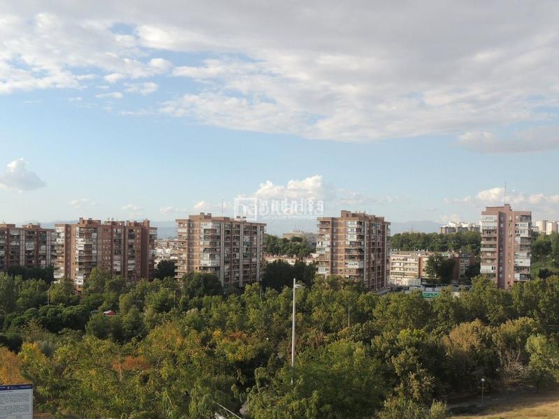 Foto a8412101-6c6e-49da-9914-8ccf70c6e815. Pis amb calefacció a Valdeacederas Madrid