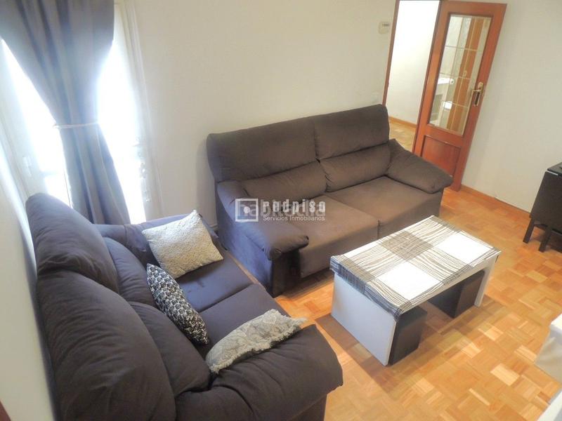 Foto bc7622e1-3cf4-4451-912b-704e65b6912d. Alquiler piso oportunidad en Valdeacederas Madrid