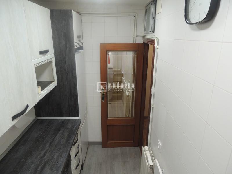 Foto 529fb0a4-32ea-4499-bad2-6069a3b12b19. Location appartement avec chauffage dans Valdeacederas Madrid