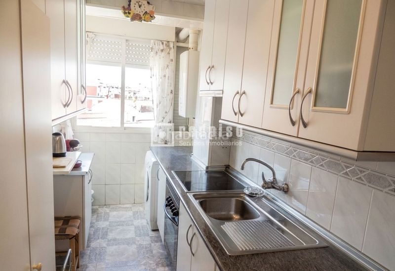 Foto e1c268c5-e0aa-482c-9437-700b1c55f04a. Pis amb calefacció a Valdeacederas Madrid