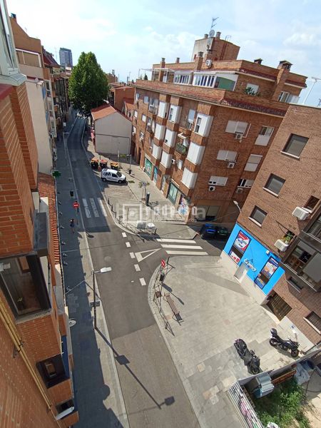 Foto 97700b1a-da20-4be3-9e59-09bc01e18614. Àtic amb calefacció aparcament piscina a Valdeacederas Madrid