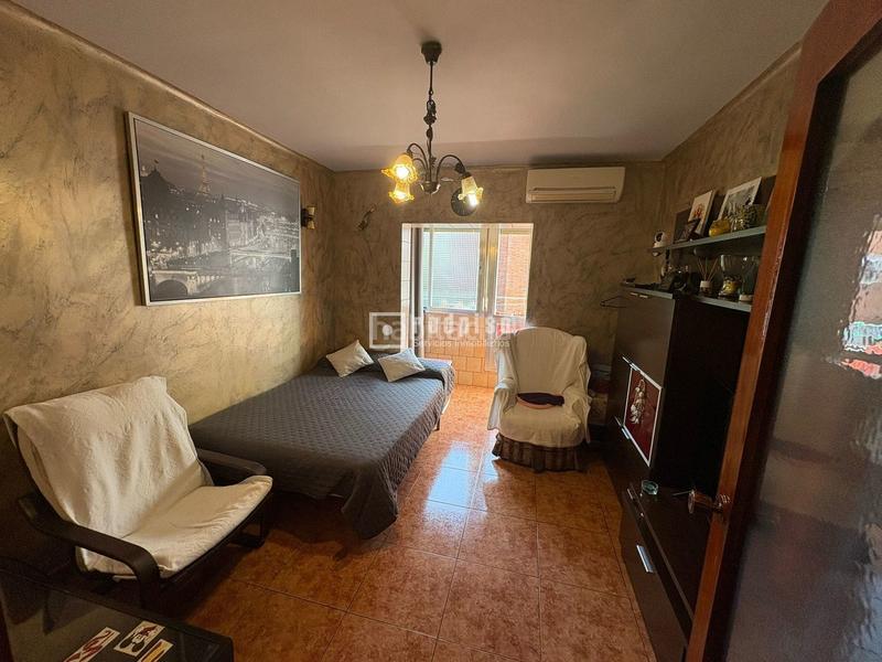 Foto e485fd97-9329-4874-8665-39c32a443364. Piso excelente piso en venta en Palomeras Bajas Madrid