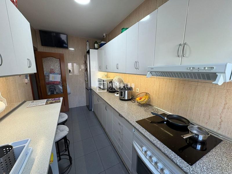 Foto 0778946d-6191-47e4-945a-cb97c26bf988. Piso excelente piso en portazgo en Palomeras Bajas Madrid