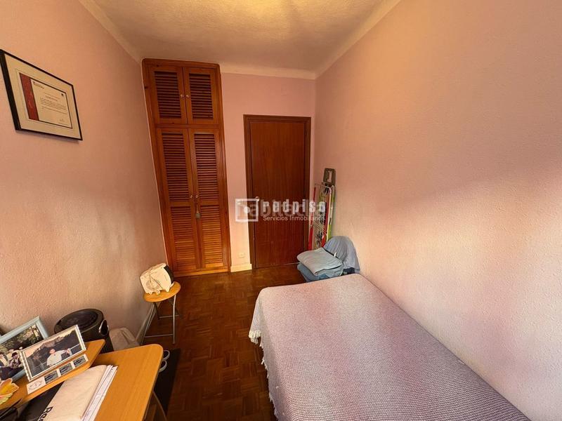 Foto 83be7879-1f58-4c34-85d0-9ee5306369a9. Piso estupendo piso en Palomeras Bajas Madrid