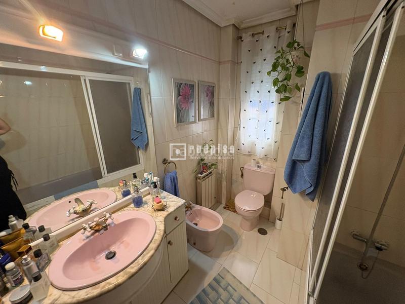 Foto d9197ad5-5ea4-4d46-9a6a-d1520268386a. Piso estupendo piso en Palomeras Bajas Madrid