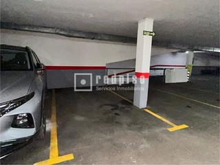 Parking voiture à Villaverde Alto