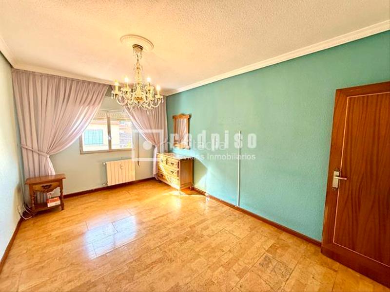 Foto 147b5d64-5b98-4330-852c-9f4d8e9f5273. Appartement avec chauffage parking dans Villaverde Alto Madrid