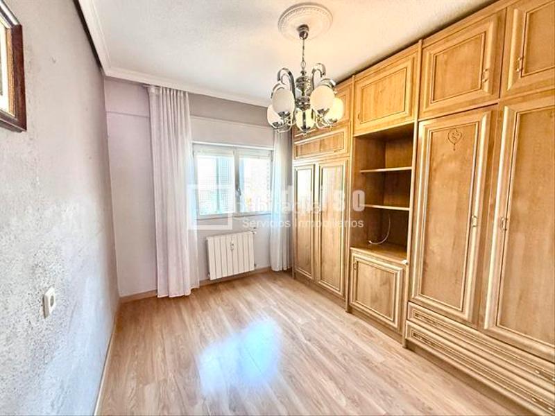 Foto 008a1037-7627-43cf-9fff-64c8719ae6fa. Flat with heating parking in Villaverde Alto Madrid
